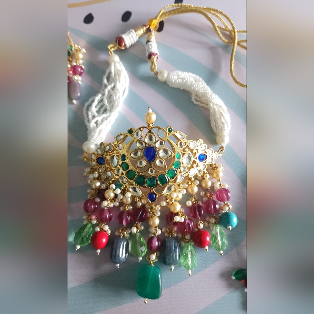 Indian necklace (choker) -brand new